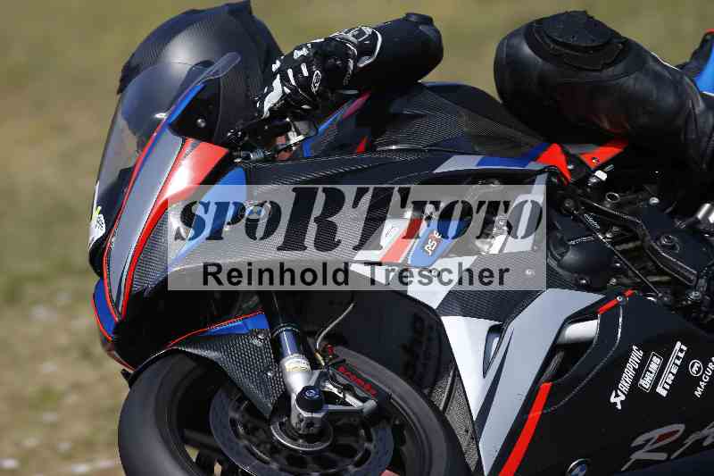 /Archiv-2023/28 05.06.2023 Moto Club Anneau du Rhin/rouge-expert/1